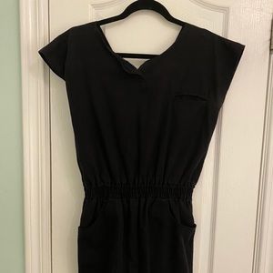 Black shortsleeved backless romper